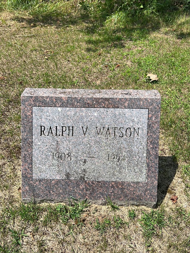 Ralph V. Watson's grave. Photo 1