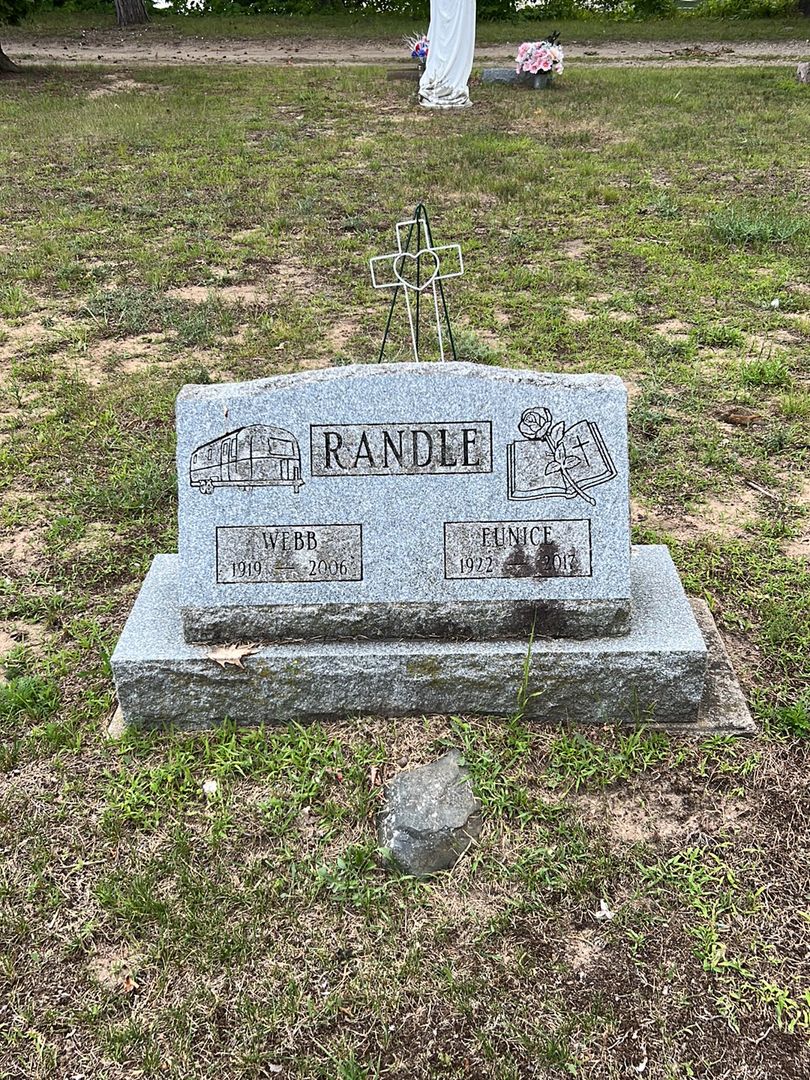 Webb Randle's grave. Photo 1