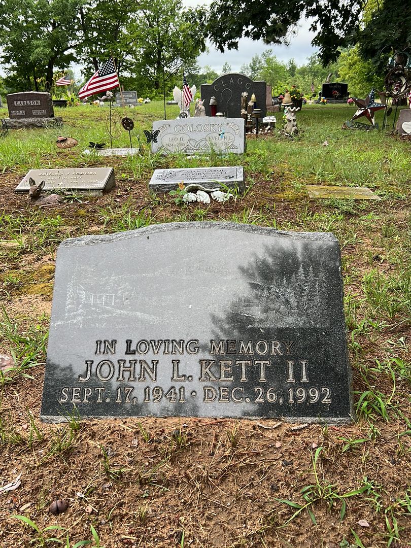 John L. Kett Second's grave. Photo 1