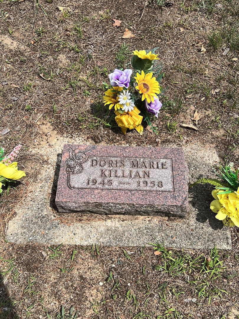 Doris Marie Killian's grave. Photo 1