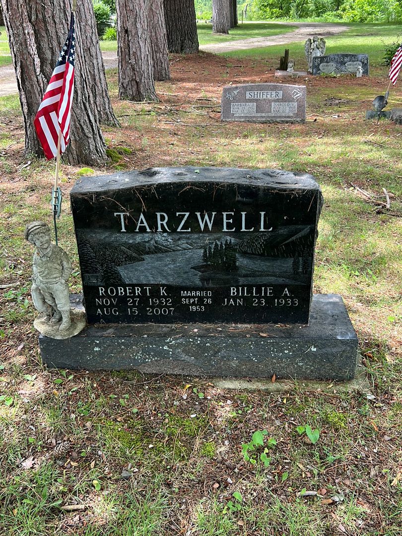 Robert K. Tarzwell's grave. Photo 1