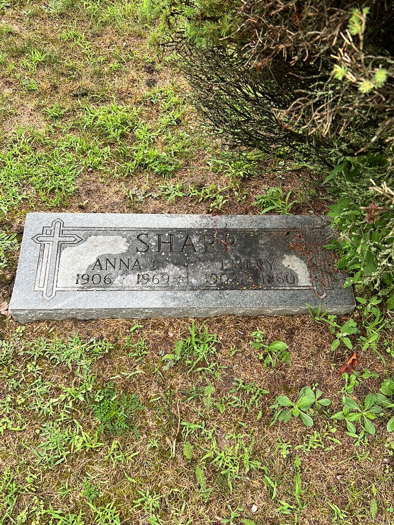 Anna I. Sharp's grave. Photo 1