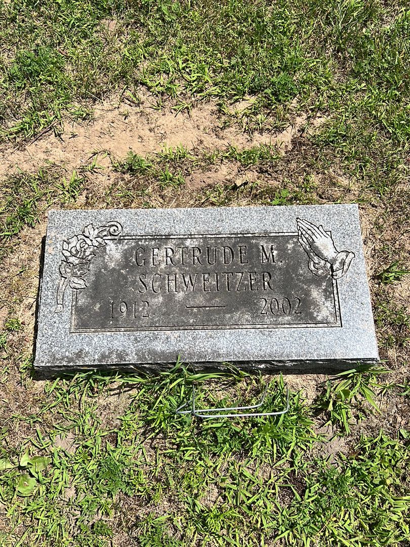 Gertrude M. Schweitzer's grave. Photo 1